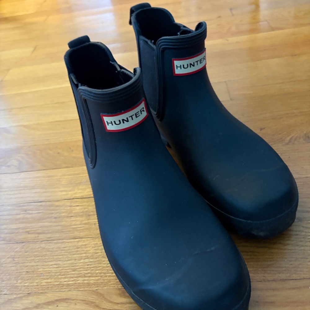 Hunter Black Chelsea Rain Boots